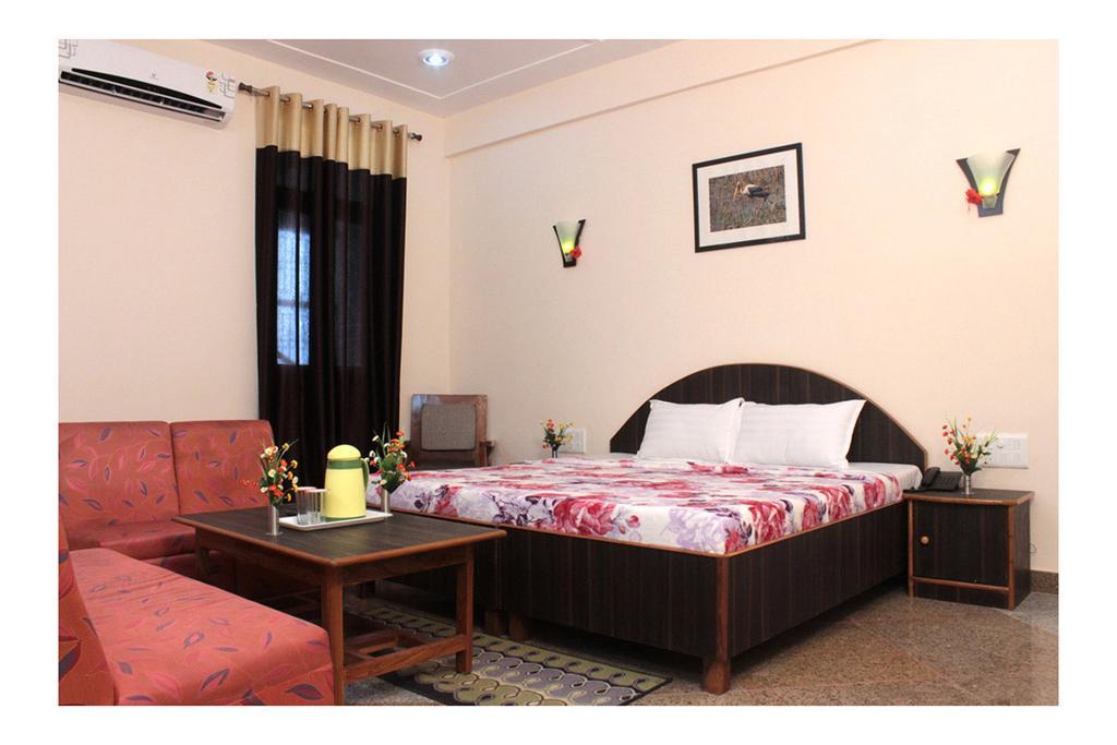 Geetanjali Hotel & Motel Баратпур Стая снимка