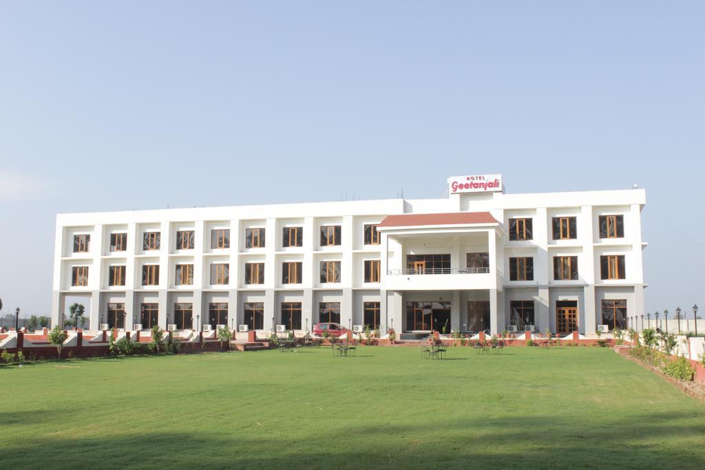 Geetanjali Hotel & Motel Баратпур Екстериор снимка